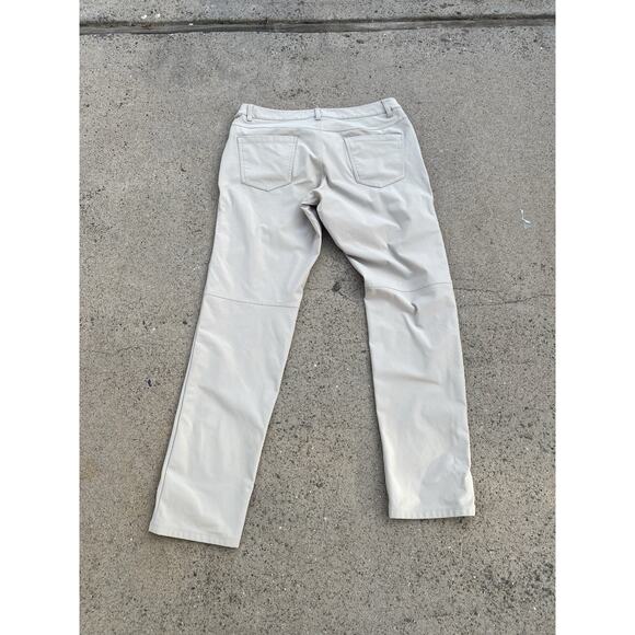 Lululemon ABC 5 Pocket Warpstreme Pants Size Large Khaki - Picture 7 of 10